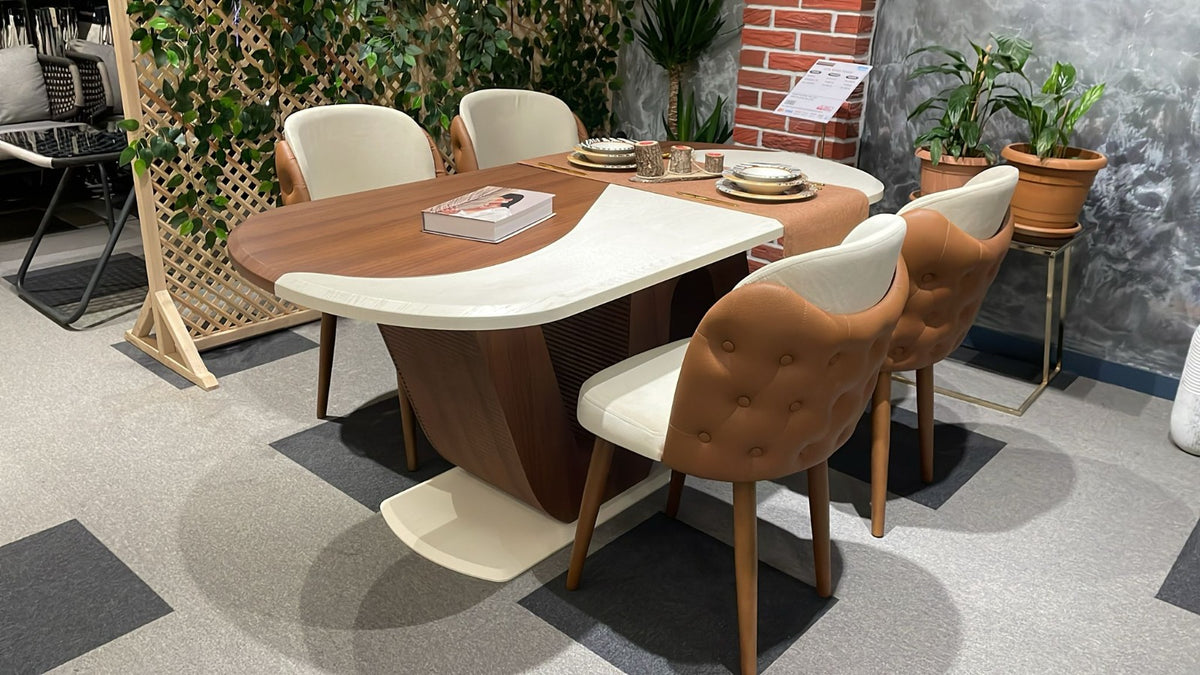 Wooden Stil Table + 6 Chairs