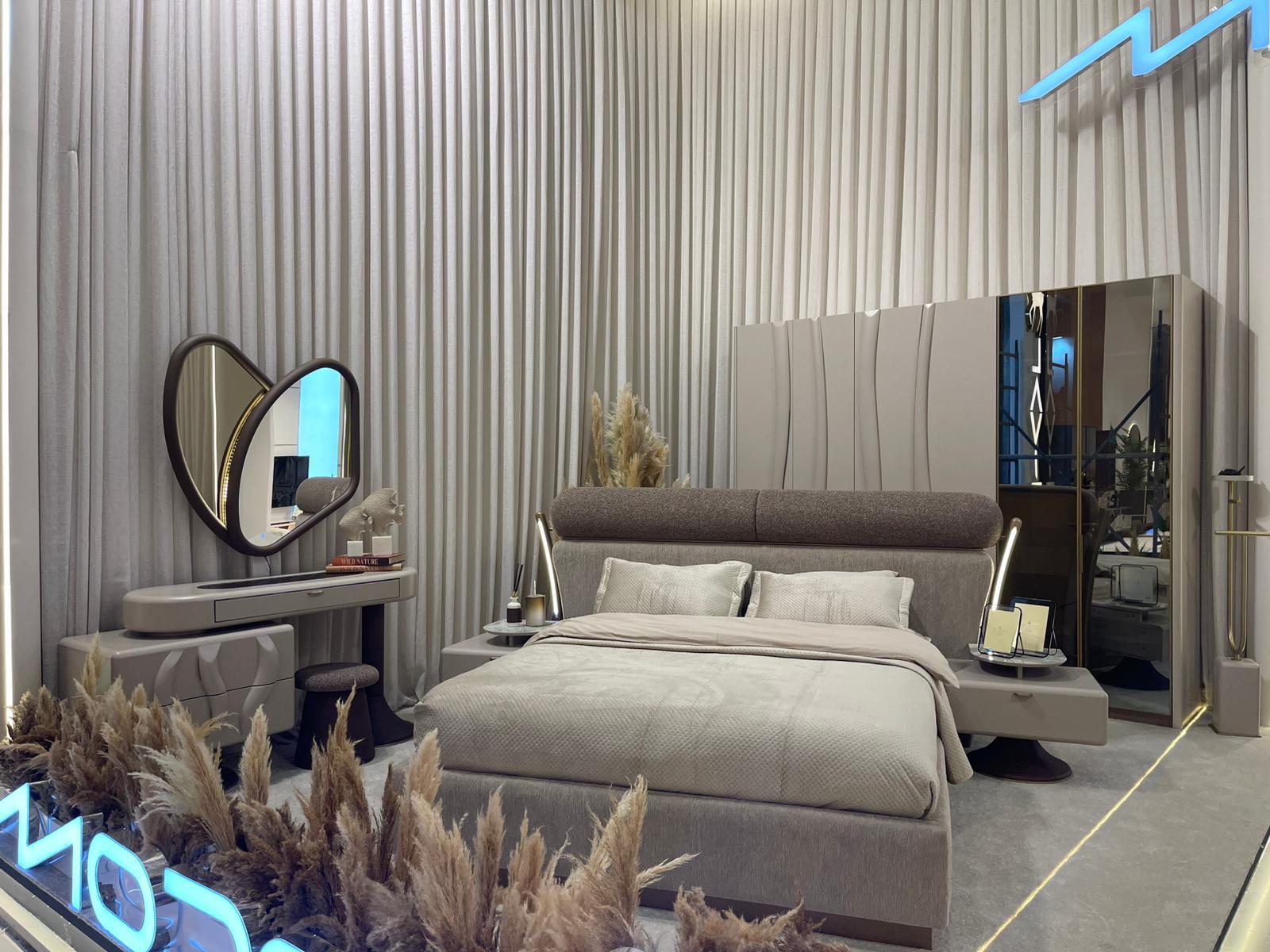 Nota Bedroom with Hydraulic Storage
