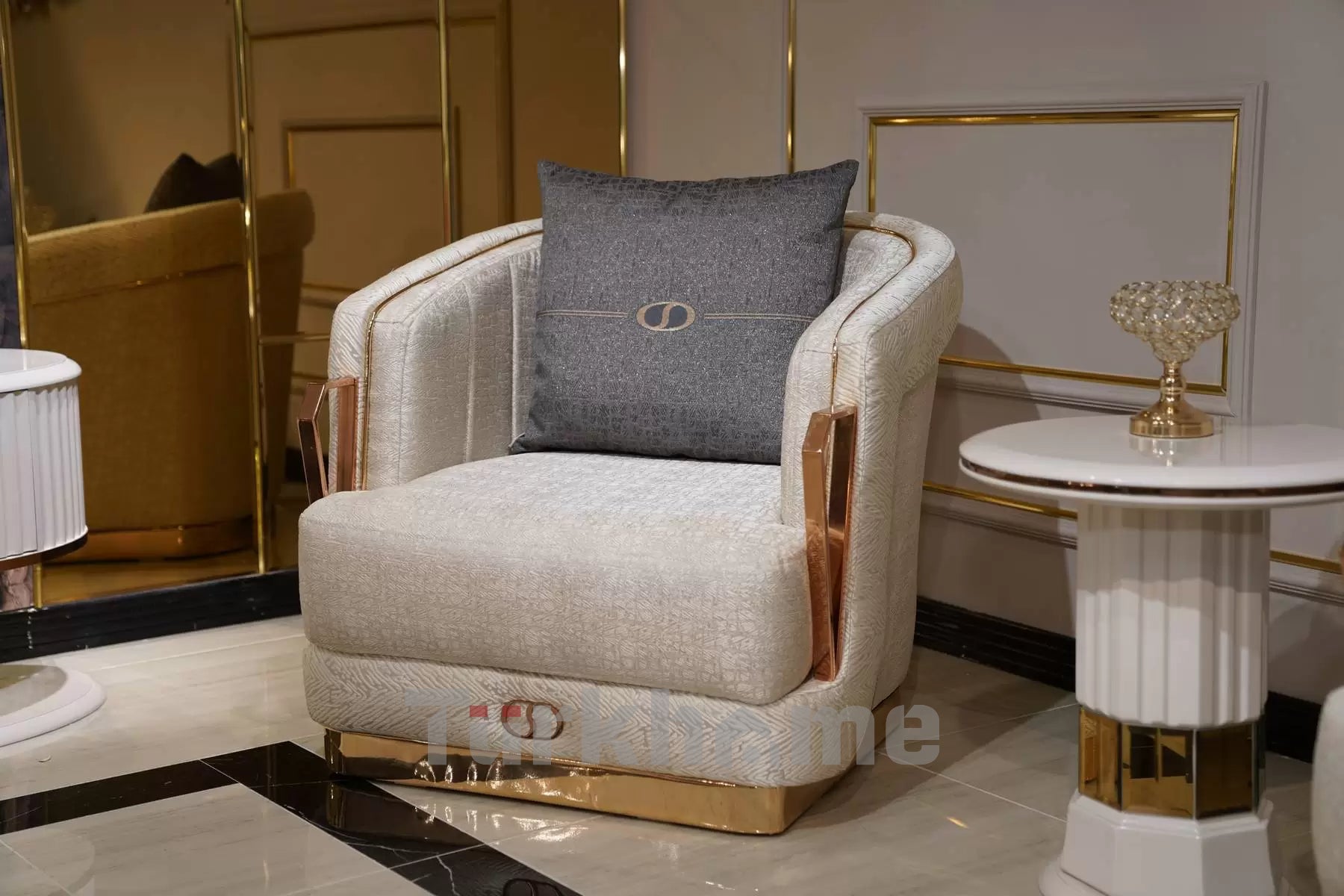 DELUXE Sofa Set