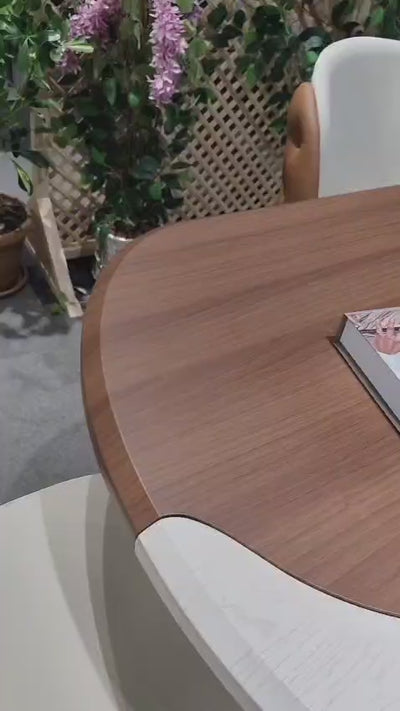 Wooden Stil Table + 6 Chairs
